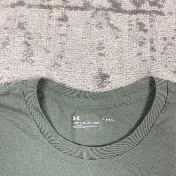 Under Armour T Shirt Classic Loose Heatgear Men's Green Tee Shirt Size Small - Picture 4 of 5